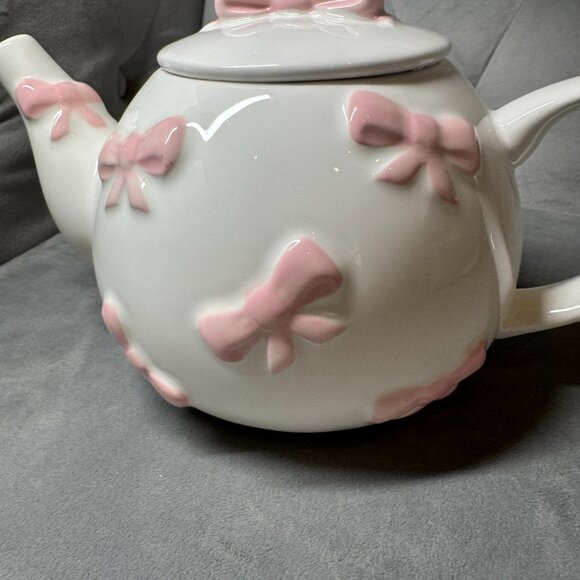 Lang Pink Bow White Pink Hand Painted Ceramic‎ Teapot NEW WITH TAG - Picture 3 of 9